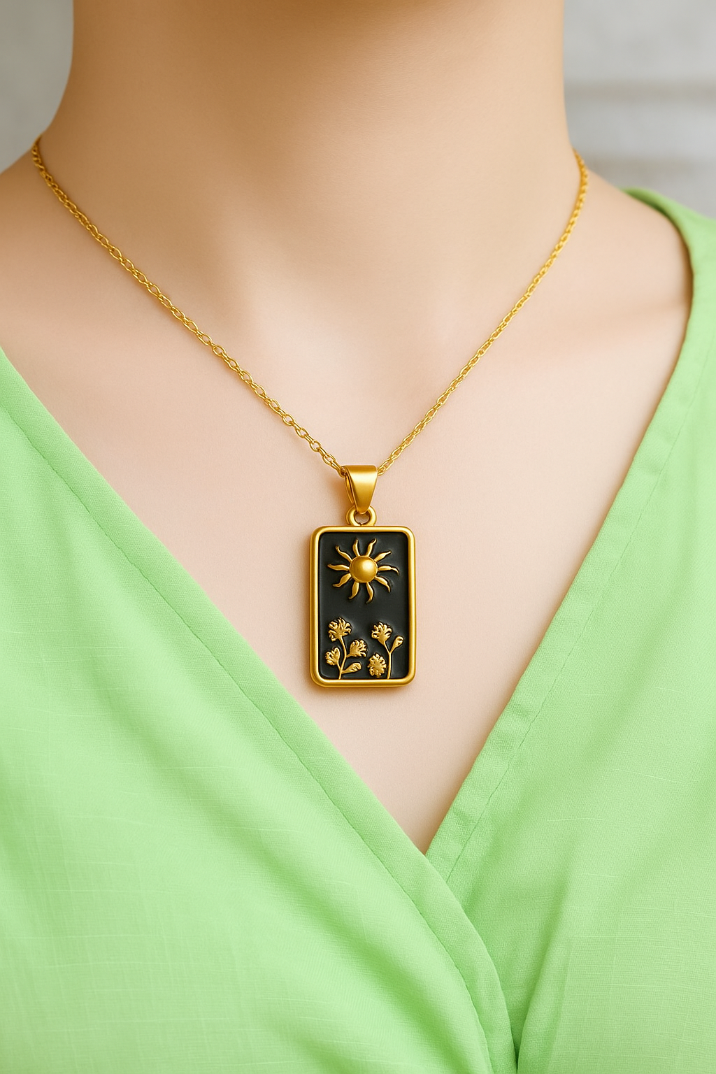 AM-1159- Sun Clavicle Pendant