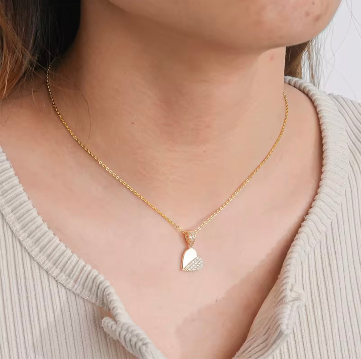 AM-1153- Zirconia Gold Heart Necklace with sterling Chain