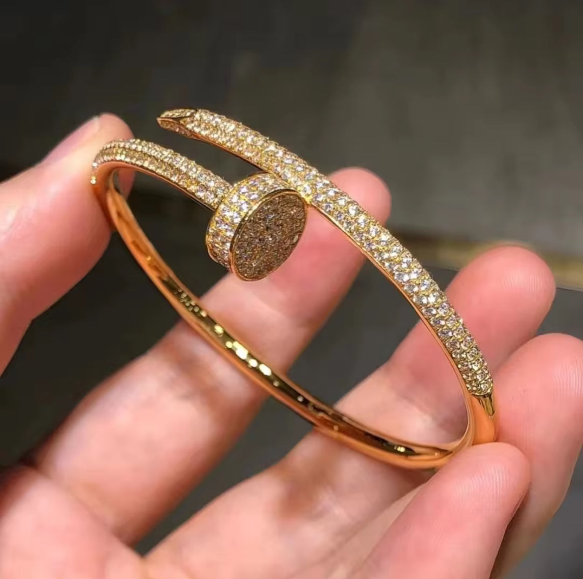 AM-1106- Shiny Nail Diamond Bracelet (Bangle)