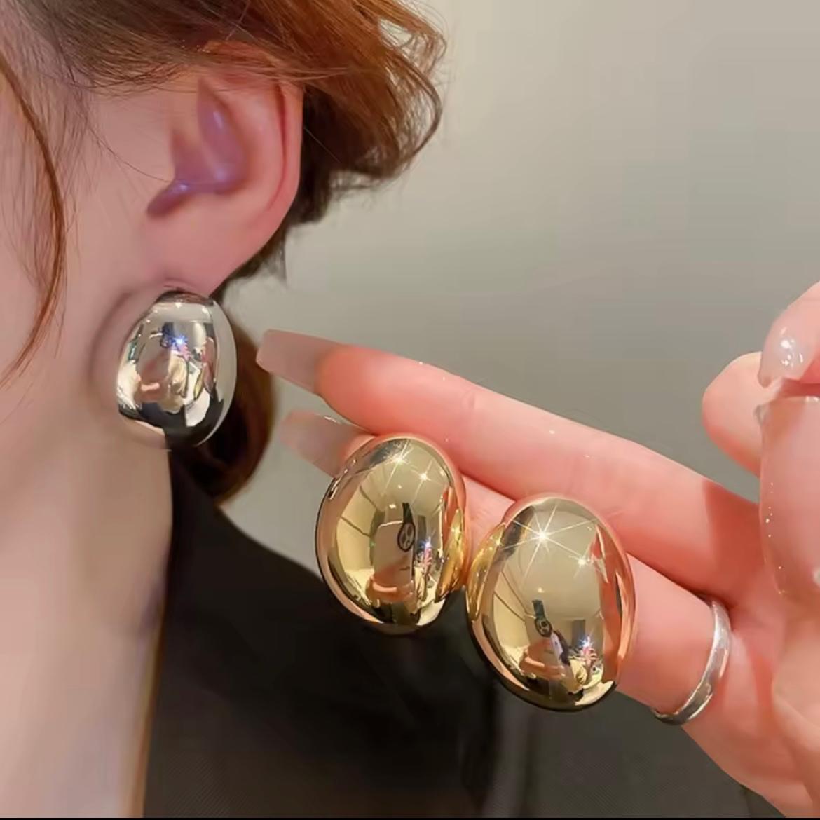 AM-1138- Metal Glossy Big Round Chunky Stud Earrings